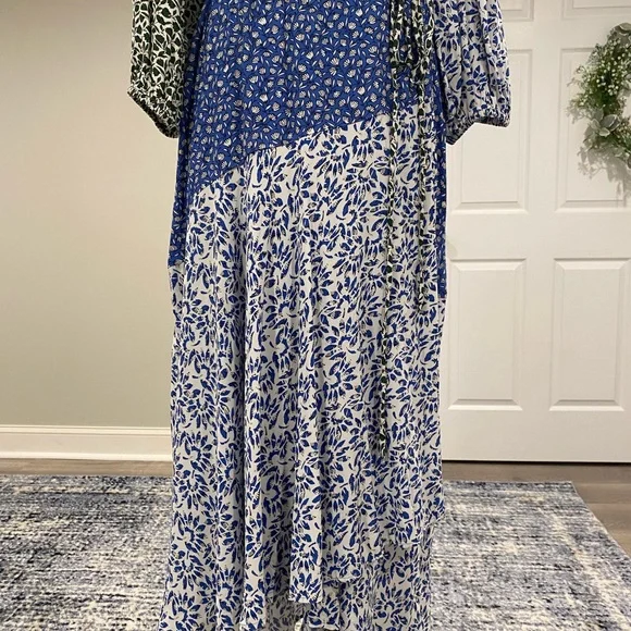 Floral Wrap Flare Dress - Picture 5 of 16